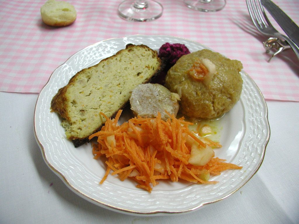 Mis Raices - gefilte fish